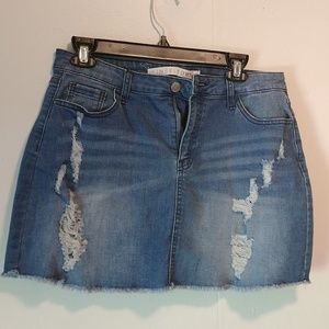 Tinseltown skirt size 9